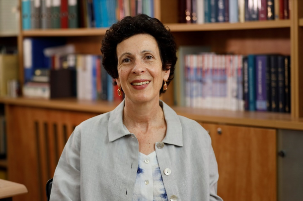 Prof. Daphna Lewinsohn-Zamir